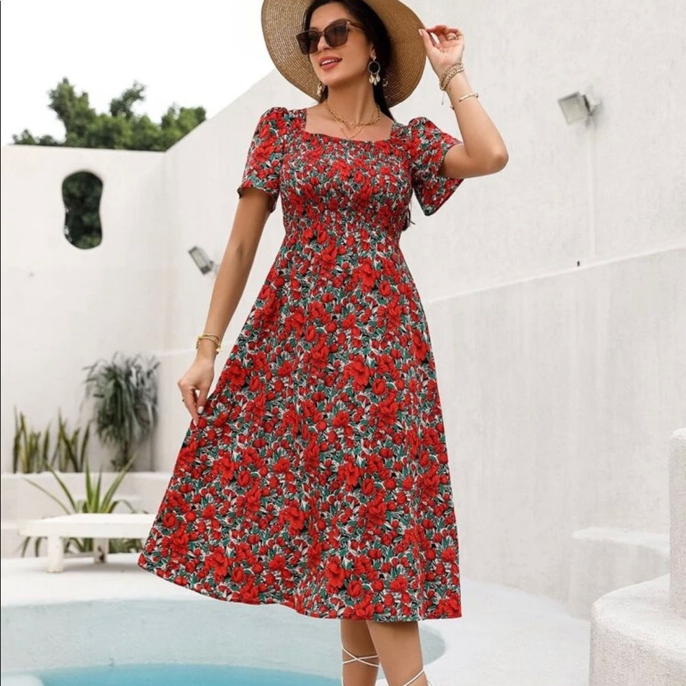 Allover floral print shirred dress, size 12